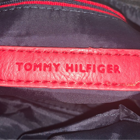 Tommy Hilfiger Crossbody Bag - Picture 6 of 9